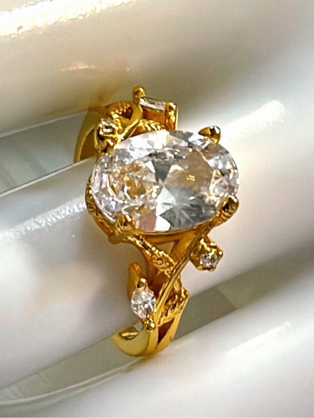 18K Gold Plated Oval CZ Botanical Vine Statement Ring Size 7